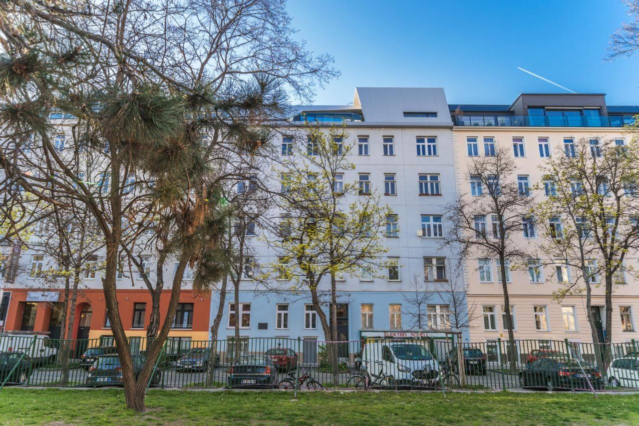 Herzlich Willkommen - Kuess Die Hand 3 Vienna Exterior photo
